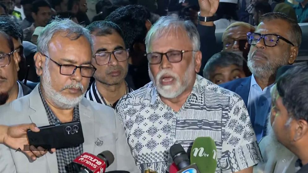 ৭২ ঘণ্টা অতি সংকটাপন্ন, হাদির ব্রেন স্টেম ক্ষতিগ্রস্ত: বিশেষ সহকারী