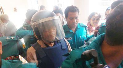 রিমান্ডে শওকত মাহমুদ