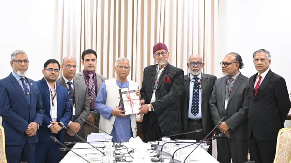 বিডিআর হত্যাকাণ্ডে দলগতভাবে জড়িত আওয়ামী লীগ, মূল সমন্বয়কারী তাপস: কমিশন