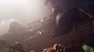 পাকিস্তানে ট্রাক খালে পড়ে এক পরিবারের ১৪ জন নিহত