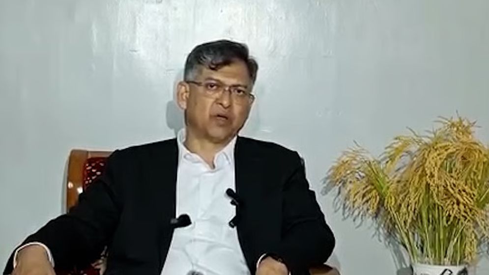 গেজেট হলেই শপথ