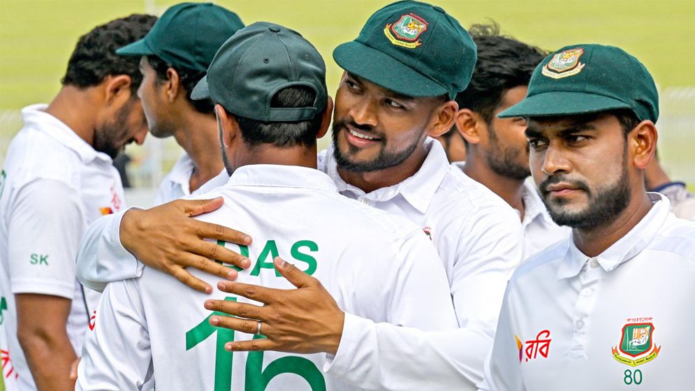 শান্ত-মিরাজের মাসিক বেতন ৮ লাখ, জাকেরের ৪ লাখ