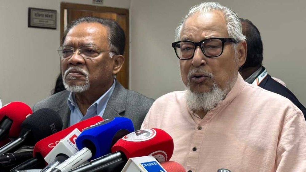 টাকা ছড়াচ্ছে জামায়াত