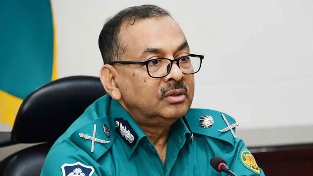 পদত্যাগের আবেদন ডিএমপি কমিশনার সাজ্জাত আলীর