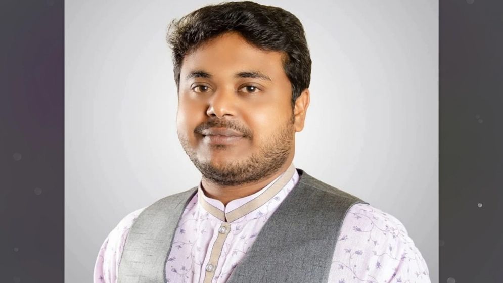 হিলিতে হত্যার অভিযোগে ইউপি চেয়ারম্যান গ্রেপ্তার