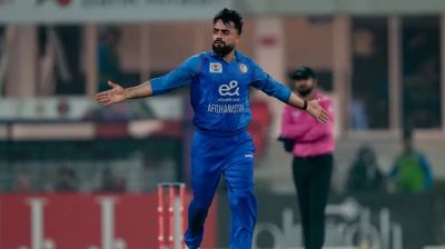 ৭০০ ছুঁয়ে অনন্য উচ্চতায় রাশিদ খান  