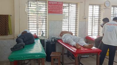 ঝালকাঠিতে দাঁড়িপাল্লা প্রার্থী ড. ফয়জুল হকের ওপর হামলা, আহত ৮