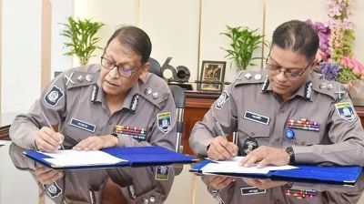 দায়িত্ব নিলেন নতুন আইজিপি আলী হোসেন ফকির