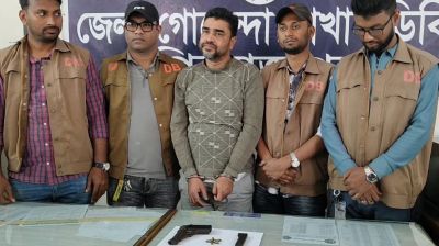 বিদেশি পিস্তলসহ গ্রেপ্তার ১