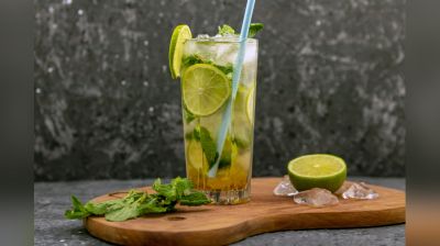 ক্লান্তি দূর করতে ইফতারে রাখুন মিন্ট লেমনেট