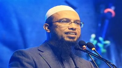 ‘হ্যাঁ’ ভোটের পক্ষে আহমাদুল্লাহ