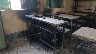 নেত্রকোনায় ৪ ভোটকেন্দ্রে আগুন