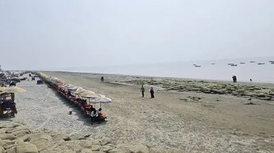 পর্যটকশূন্য কক্সবাজার ও  কুয়াকাটা