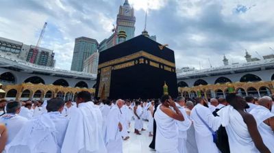 ১৮০০ উমরাহ ট্রাভেল এজেন্সির কার্যক্রম স্থগিত করল সৌদি আরব