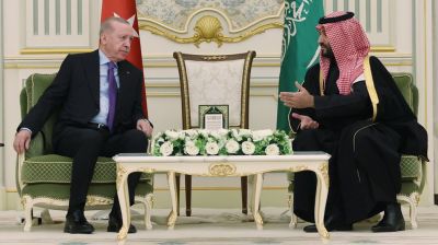 সৌদির প্রিন্স-তুরস্কের প্রেসিডেন্টের বৈঠক