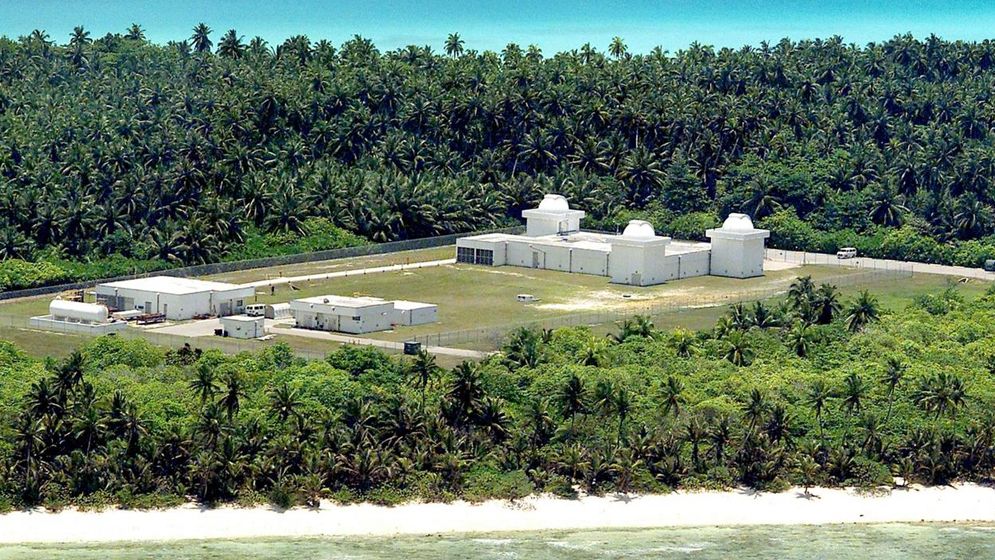 ৪,০০০ কিলোমিটার দূরত্বের ঘাঁটিতে ইরানের হামলা, বিস্মিত যুক্তরাষ্ট্র