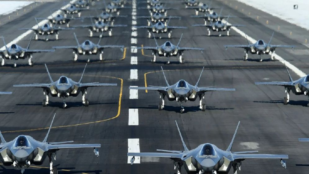 মার্কিন বিমানের জন্য আকাশসীমা বন্ধ করলো স্পেন