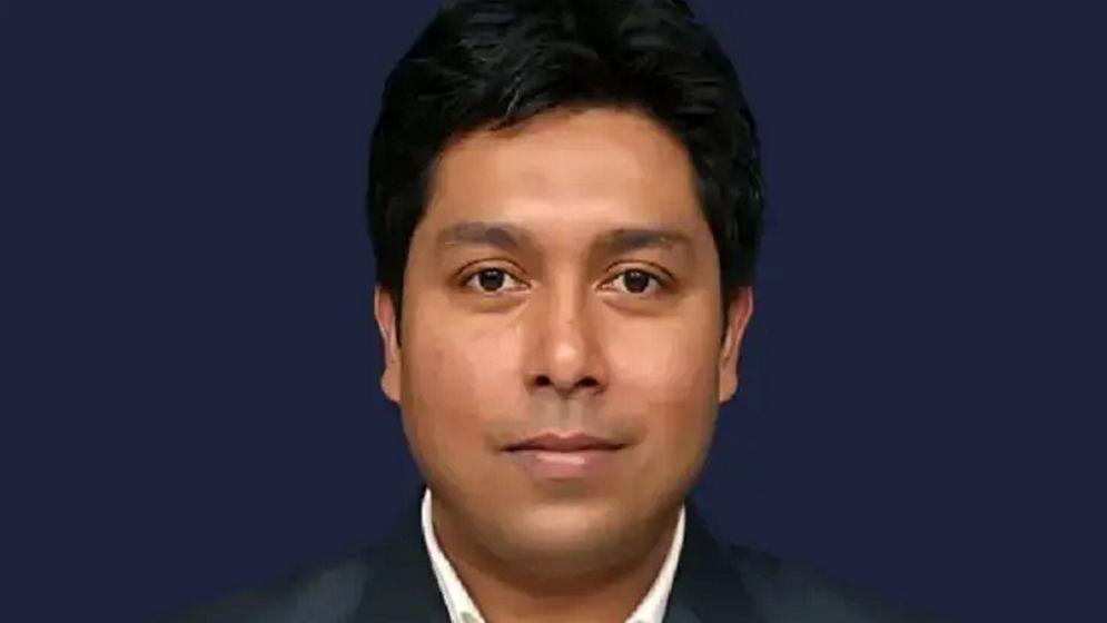 আসামিকে খালাসের বিনিময়ে কোটি টাকা দাবির অভিযোগ, যা বললেন সাইমুম রেজা  