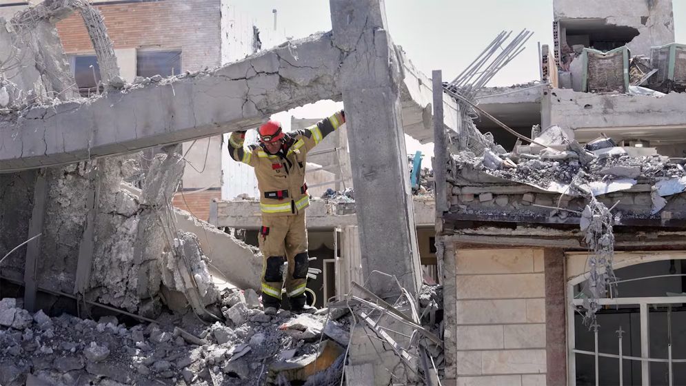 সৌদিতে মার্কিন ঘাঁটিতে ইরানের হামলা, আহত ১২