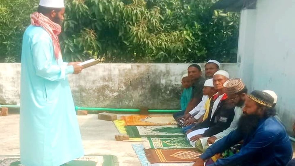 সৌদি আরবের সঙ্গে মিল রেখে পঞ্চগড়ে ঈদের নামাজ 