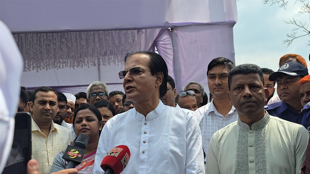 সিন্ধুরমতী মেলায় শান্তিপূর্ণ পরিবেশ নিশ্চিত করার নির্দেশ মন্ত্রীর