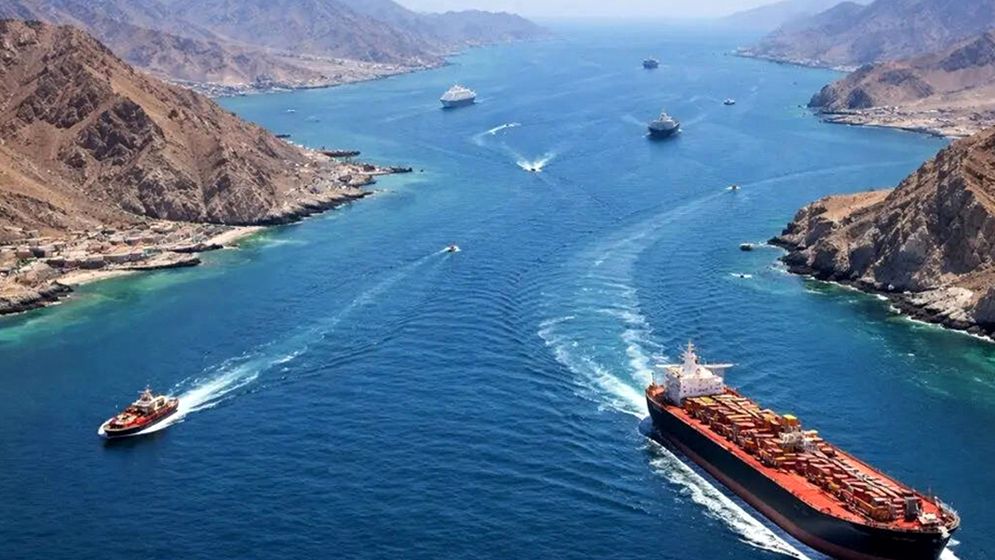 মধ্যপ্রাচ্যের তেল রপ্তানি কমেছে ৬০ শতাংশ  