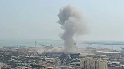 কুয়েত বিমানবন্দরে ইরানের একাধিক ড্রোন হামলা 