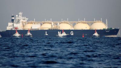 বিপুল পরিমাণ এলএনজি নিয়ে বাংলাদেশের পথে কার্গো জাহাজ