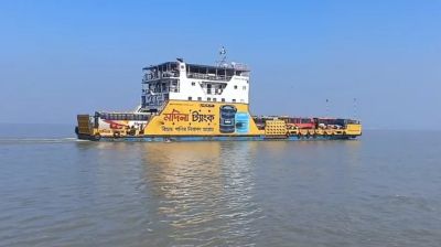 তিনঘণ্টা পর দৌলতদিয়ায় ফেরি চলাচল স্বাভাবিক