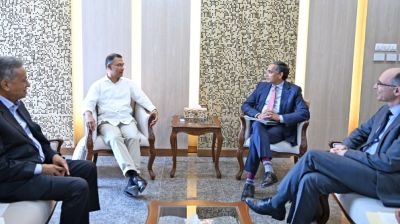 ঢাকায় সৌজন্য সাক্ষাৎ প্রধানমন্ত্রীর সঙ্গে আইএমএফের