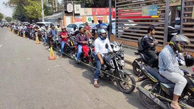 মোটরসাইকেল রাইড শেয়ারিং চালকদের সুখবর দিল সরকার  