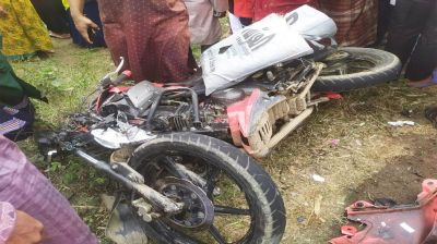 ময়মনসিংহ -নেত্রকোনা সড়কে সিএনজি-মোটরসাইকের সংঘর্ষে নিহত ২