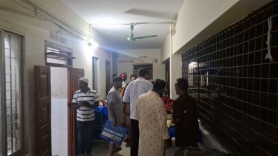 শ্রীনগরে প্রতিপক্ষের হামলায় ৩ শিশুসহ গুলিবিদ্ধ ১৪ 
