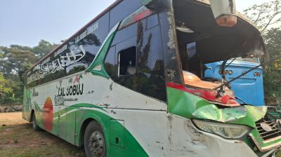 চকরিয়ায় বাস চাপায় দুই মোটরসাইকেল আরোহীর মৃত্যু 