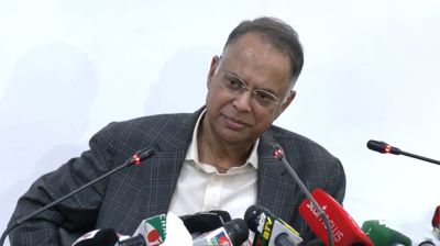 চাহিদা বাড়ায় তেলের সংকট, অতিরিক্ত না নেয়ার পরামর্শ জ্বালানিমন্ত্রীর  