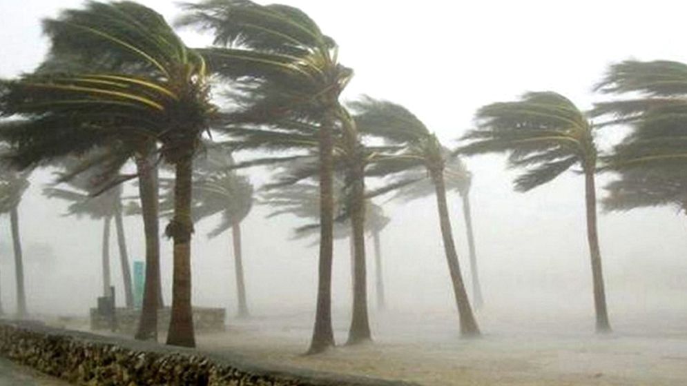 ঢাকাসহ যেসব জেলায় হতে পারে ৬০ কিমি বেগে ঝড়  