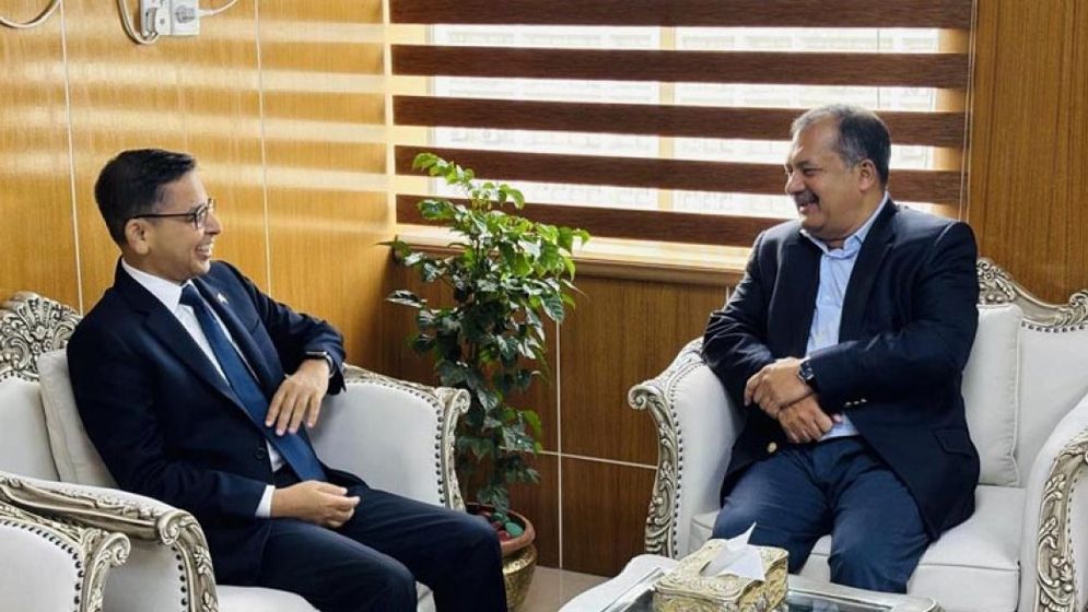 তথ্যমন্ত্রীর সঙ্গে ভারতীয় হাইকমিশনারের সাক্ষাৎ
