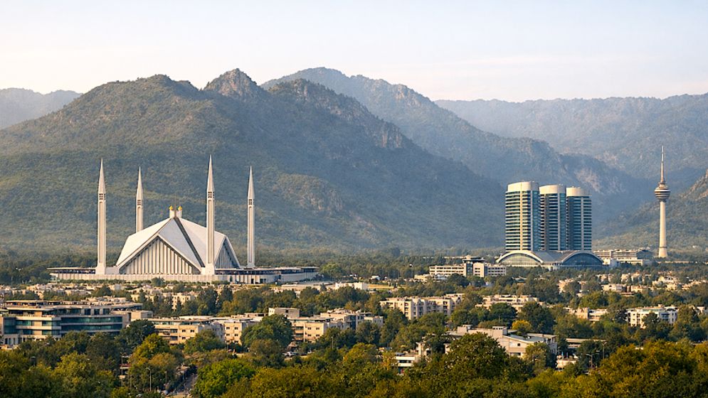 ইরান-যুক্তরাষ্ট্র বৈঠকের জন্য প্রস্তুত ইসলামাবাদ