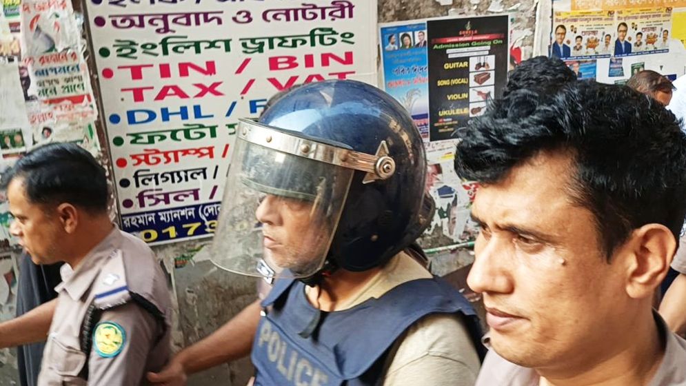 আবারো রিমান্ডে ডিজিএফআইয়ের মাঞ্জিল হায়দার