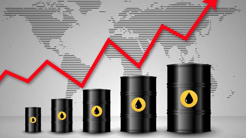 বিশ্ববাজারে ৪ বছরের মধ্যে সর্বোচ্চ বৃদ্ধি জ্বালানি তেলের দাম