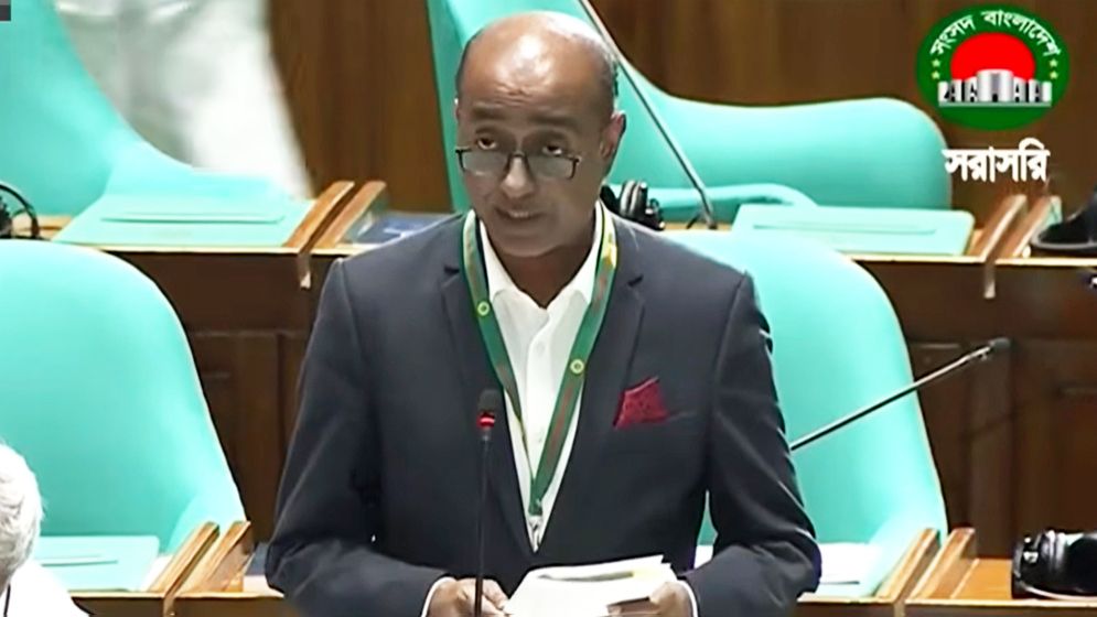 অধস্তন আদালতে বিচারাধীন ৪০ লাখ ৪১ হাজার ৯২৪ মামলা: সংসদে আইনমন্ত্রী