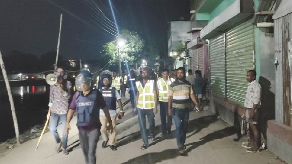 ফুটবল খেলাকে কেন্দ্র করে দু’পক্ষের সংঘর্ষ, আহত ৩০