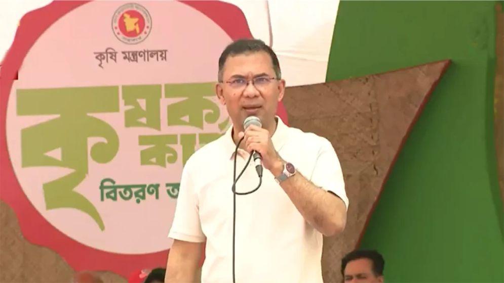 ৫ বছরে ২ কোটি ৭৫ লাখ কৃষককে কার্ড দেওয়ার ঘোষণা প্রধানমন্ত্রীর