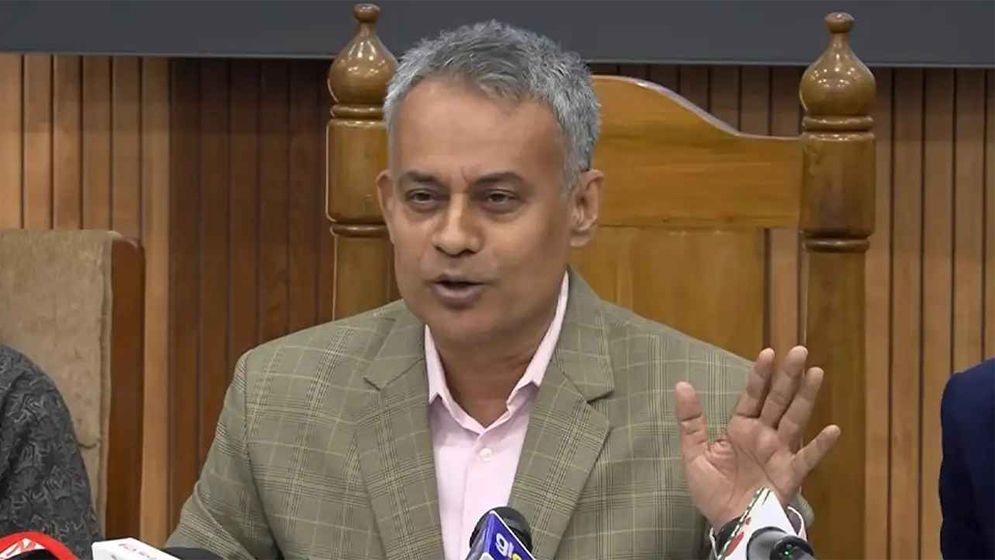 ভারত থেকে ২০০ ব্রডগেজ কোচ আনছে সরকার, সংসদে রেলপথমন্ত্রী