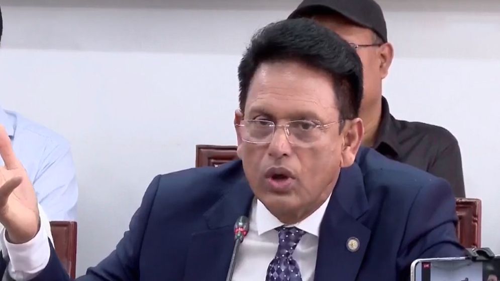 এসএসসি পরীক্ষার সময় কোচিং বন্ধ প্রশ্নে যা বললেন শিক্ষামন্ত্রী  