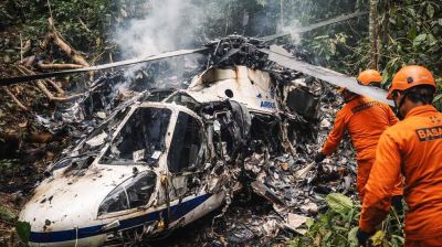 ইন্দোনেশিয়ায় হেলিকপ্টার বিধ্বস্ত হয়ে ৮ আরোহী নিহত