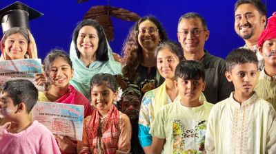 সপরিবারে শিশুদের মঞ্চনাটক দেখলেন প্রধানমন্ত্রী