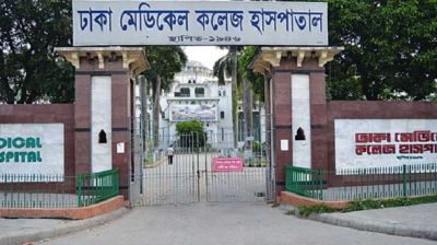 রাজধানীতে ট্রাক চাপায় রিকশাচালক ও আরোহী নিহত 