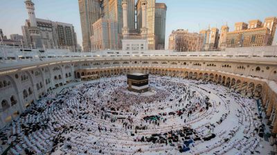  হজ পালনের জন্য কর্মচারীদের বেতনসহ ১৫ দিনের ছুটি দেবে সৌদি