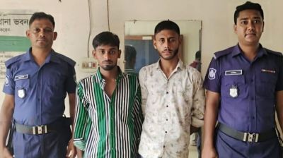 ‘পীর’ হত্যা মামলায় এবার স্কুলছাত্র গ্রেপ্তার